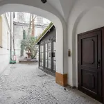 Podwale Cozy Apartment For 6 Guests Warsaw Old Town By Noclegi Renters