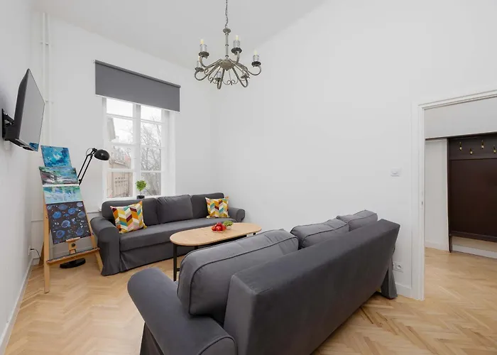 Podwale Cozy Apartment For 6 Guests Warsaw Old Town By Noclegi Renters